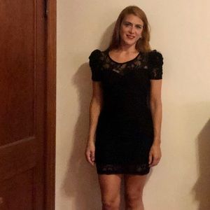 Twenty One Black Lace Puff Sleeve Sweetheart Dress